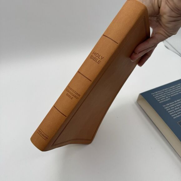 Holman CSB Deluxe Gift Bible Tan Leathertouch Gold Edges New 9781462749331 - Picture 4 of 13